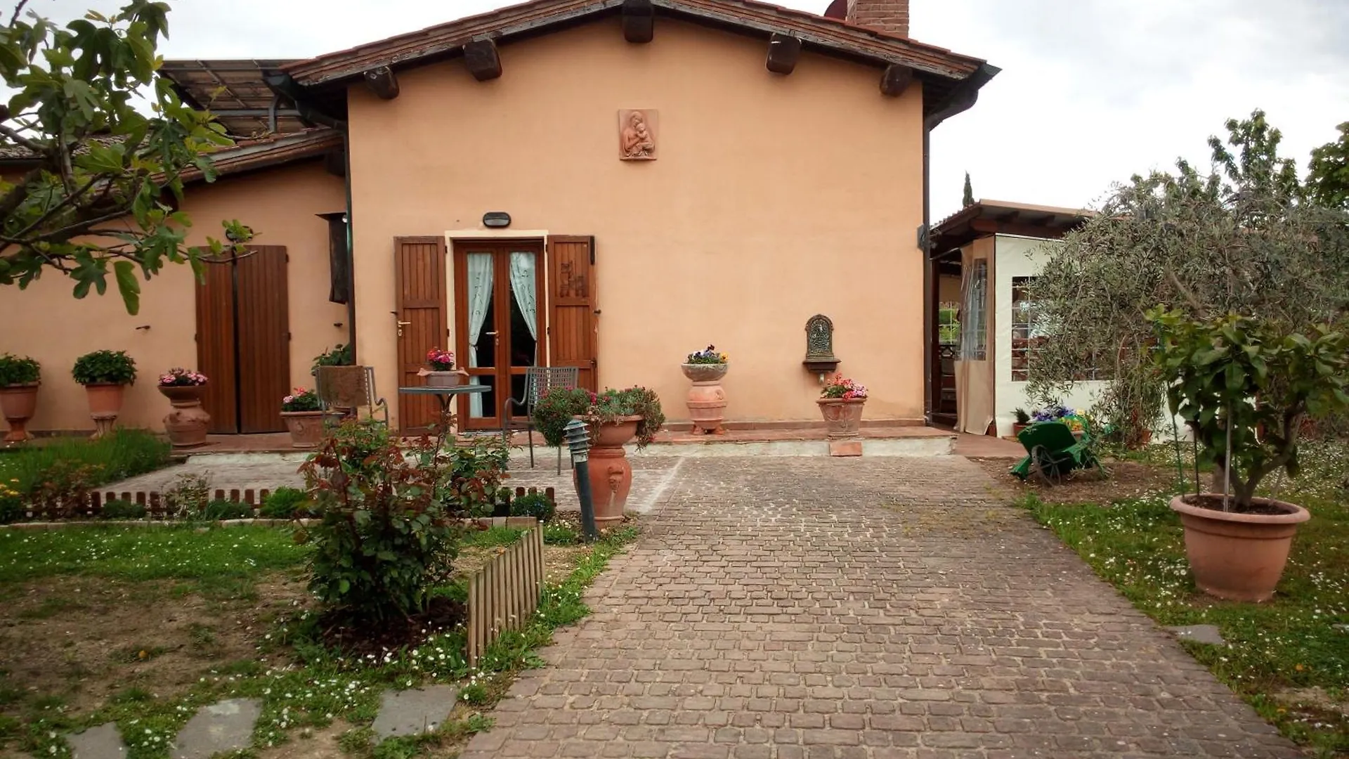 Casina Gialla Fabbricaccia