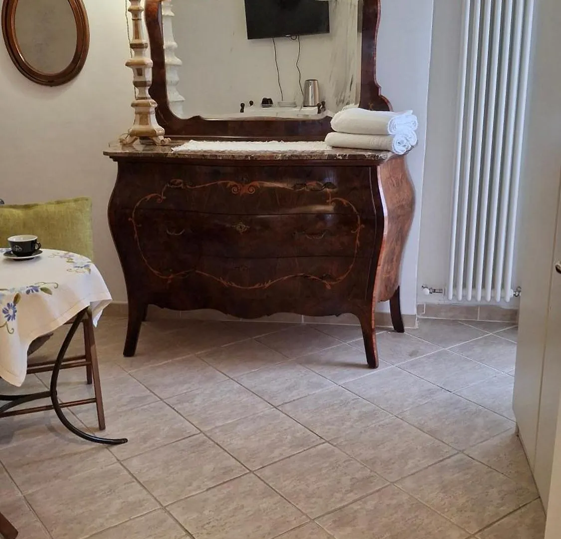 Casina Gialla Fabbricaccia